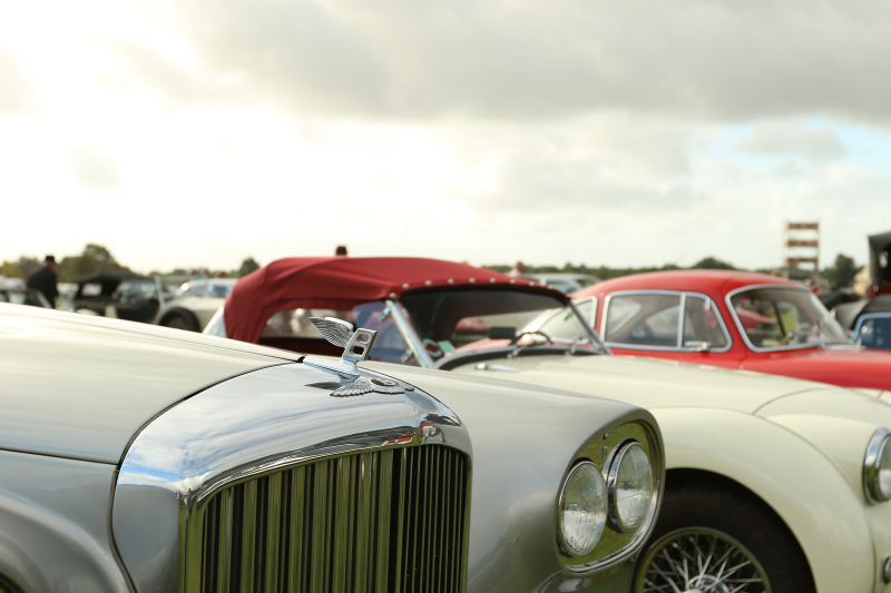 Illustration for article titled The Parking Lot At The Goodwood Revival Is The Most Magical Parking Lot In The World